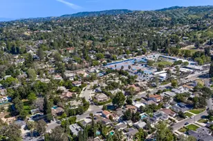 5063 Serrania Ave, Woodland Hills, CA 91364 - Photo 33