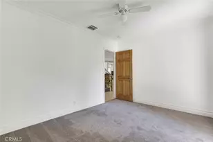 5063 Serrania Ave, Woodland Hills, CA 91364 - Photo 17