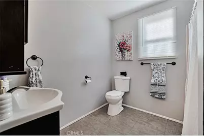 70 W Claremont St, Pasadena, CA 91103 - Photo 19