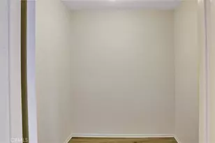 21309 Eucalyptus, Newhall, CA 91321 - Photo 7