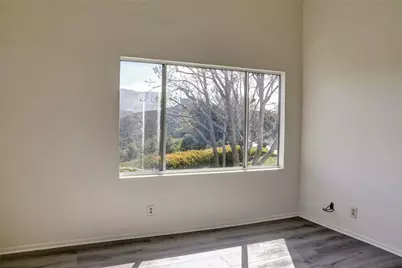 21309 Eucalyptus #203, Newhall, CA 91321 - Photo 9