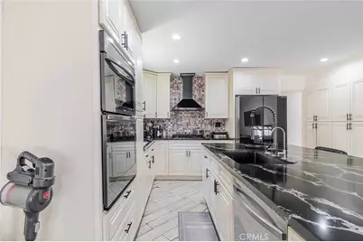 15931 Foothill, Rancho Cascades, CA 91342 - Photo 13