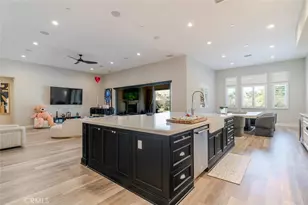 10949 Cartwright Dr, Chatsworth, CA 91311 - Photo 19