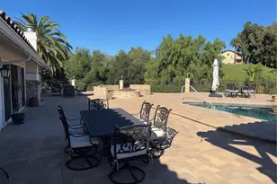 10565 Lubao, Chatsworth, CA 91311 - Photo 21