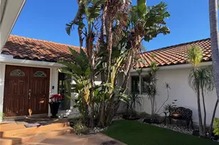 10565 Lubao, Chatsworth, CA 91311 - Photo 3