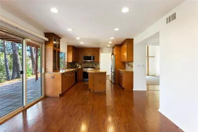 27601 Endeavor Street, Agoura Hills, CA 91301 - Photo 15