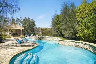 24751 Calle Largo, Calabasas, CA 91302 - Photo 7