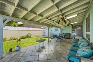 18149 Saticoy, Reseda, CA 91335 - Photo 27