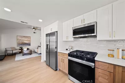 25712 Floral Court, Valencia, CA 91355 - Photo 15