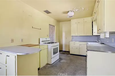 1295 E Woodbury Road, Pasadena, CA 91104 - Photo 19