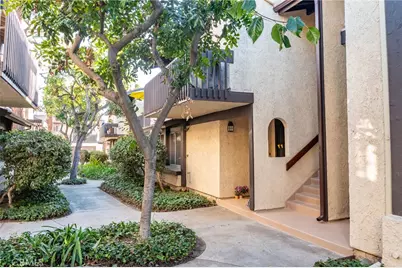 6716 Clybourn, North Hollywood, CA 91606 - Photo 25