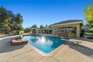 15629 Bronco Dr, Canyon Country, CA 91387 - Photo 37