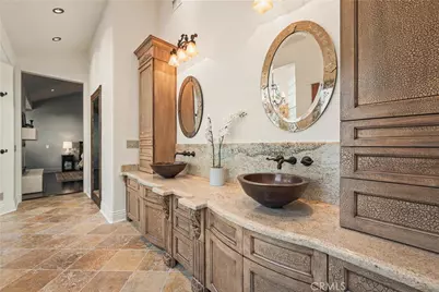 15629 Bronco Drive, Canyon Country, CA 91387 - Photo 27