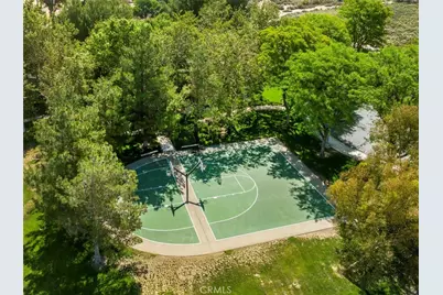 26910 Monterey, Valencia, CA 91355 - Photo 25