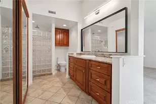 7254 Studio Rd, Canoga Park, CA 91304 - Photo 11
