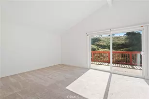7254 Studio Rd, Canoga Park, CA 91304 - Photo 9
