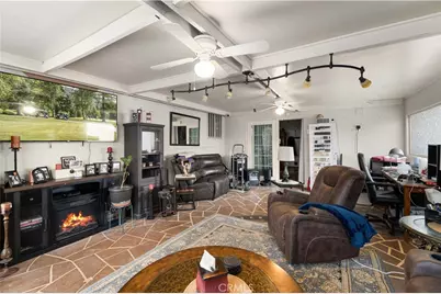 44213 Fenhold, Lancaster, CA 93535 - Photo 11