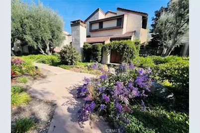 21801 Burbank #83, Woodland Hills, CA 91367 - Photo 5