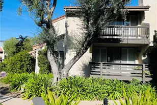 21801 Burbank, Woodland Hills, CA 91367 - Photo 5