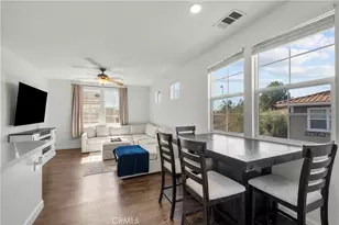 27262 Riverview, Valencia, CA 91354 - Photo 5