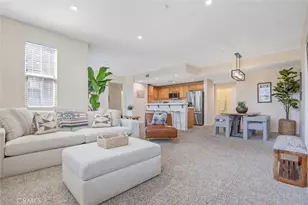 243 Riverdale Ct, Camarillo, CA 93012 - Photo 3