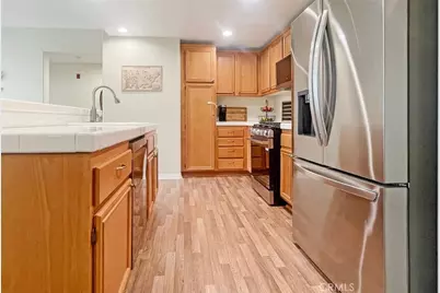243 Riverdale Court #431, Camarillo, CA 93012 - Photo 11