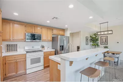 243 Riverdale Court #431, Camarillo, CA 93010 - Photo 3