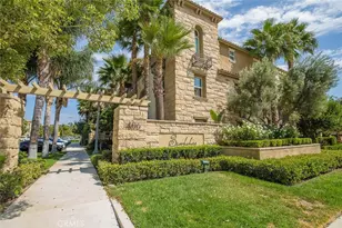 243 Riverdale Ct, Camarillo, CA 93012 - Photo 3