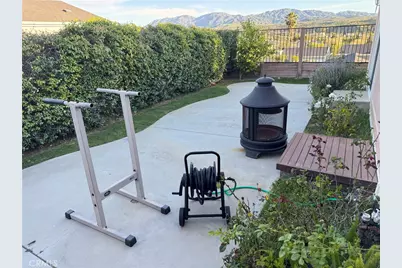 20126 Northcliff, Canyon Country, CA 91351 - Photo 27