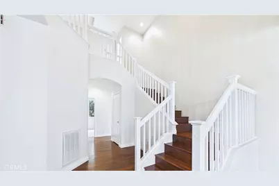 27824 Pine Crest, Castaic, CA 91384 - Photo 7