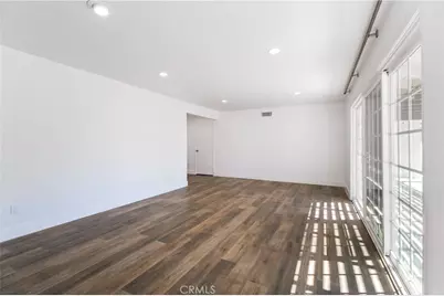 20800 Chatsworth, Chatsworth, CA 91311 - Photo 7