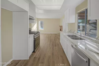 2812 Minford, Lancaster, CA 93536 - Photo 9