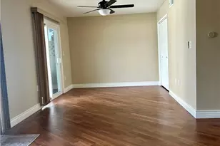 18901 Cir of the Oaks, Newhall, CA 91321 - Photo 5