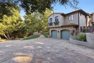 2040 McKain St, Calabasas, CA 91302 - Photo 3