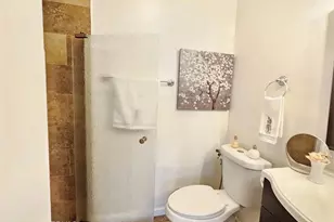 5055 Coldwater Canyon, Sherman Oaks, CA 91423 - Photo 11