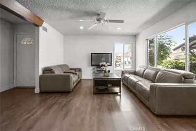 20212 Londelius, Winnetka, CA 91306 - Photo 19