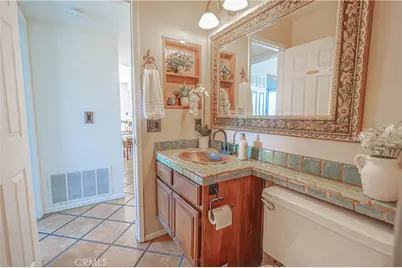 25042 Hollyhock Court, Stevenson Ranch, CA 91381 - Photo 35