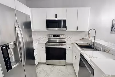 2456 Pleasant Way #A, Thousand Oaks, CA 91362 - Photo 11