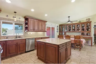 15870 Silver Star Lane, Canyon Country, CA 91387 - Photo 17