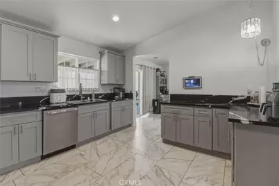 15688 Winnebago, Apple Valley, CA 92307 - Photo 11