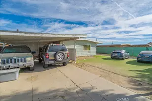 835 E Ave Q, Palmdale, CA 93550 - Photo 17