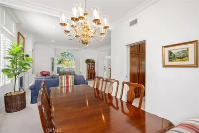 5942 Salamea Avenue, Woodland Hills, CA 91367 - Photo 9