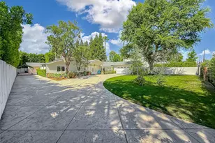 23433 Hatteras, Woodland Hills, CA 91367 - Photo 11
