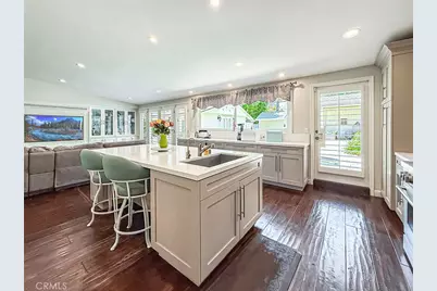 23433 Hatteras, Woodland Hills, CA 91367 - Photo 27