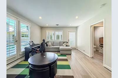 23433 Hatteras, Woodland Hills, CA 91367 - Photo 69