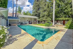 23433 Hatteras, Woodland Hills, CA 91367 - Photo 3