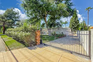 23433 Hatteras, Woodland Hills, CA 91367 - Photo 21