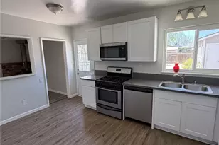 319 Elm, Shafter, CA 93263 - Photo 7