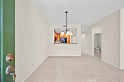 28472 Herrera, Valencia, CA 91354 - Photo 5