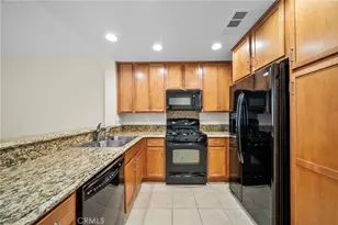 28472 Herrera, Valencia, CA 91354 - Photo 13